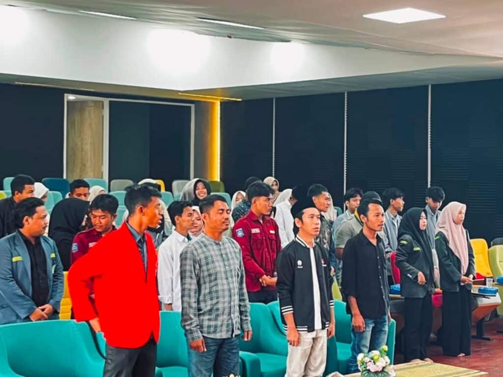 Suasana Pelantikan dan Rapat Kerja Pengurus GSNI Kabupaten Lombok Tengah di Gedung Amphi GKT Politeknik Pariwisata Lombok.
