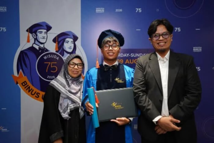 Farih Muhammad, Wisudawan BINUS University