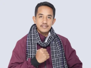 Yusuf Hamdani, bakal calon Kepala Desa Pagutan, memaparkan visinya untuk kemajuan desa menjelang Pilkades Pagutan 2026.
